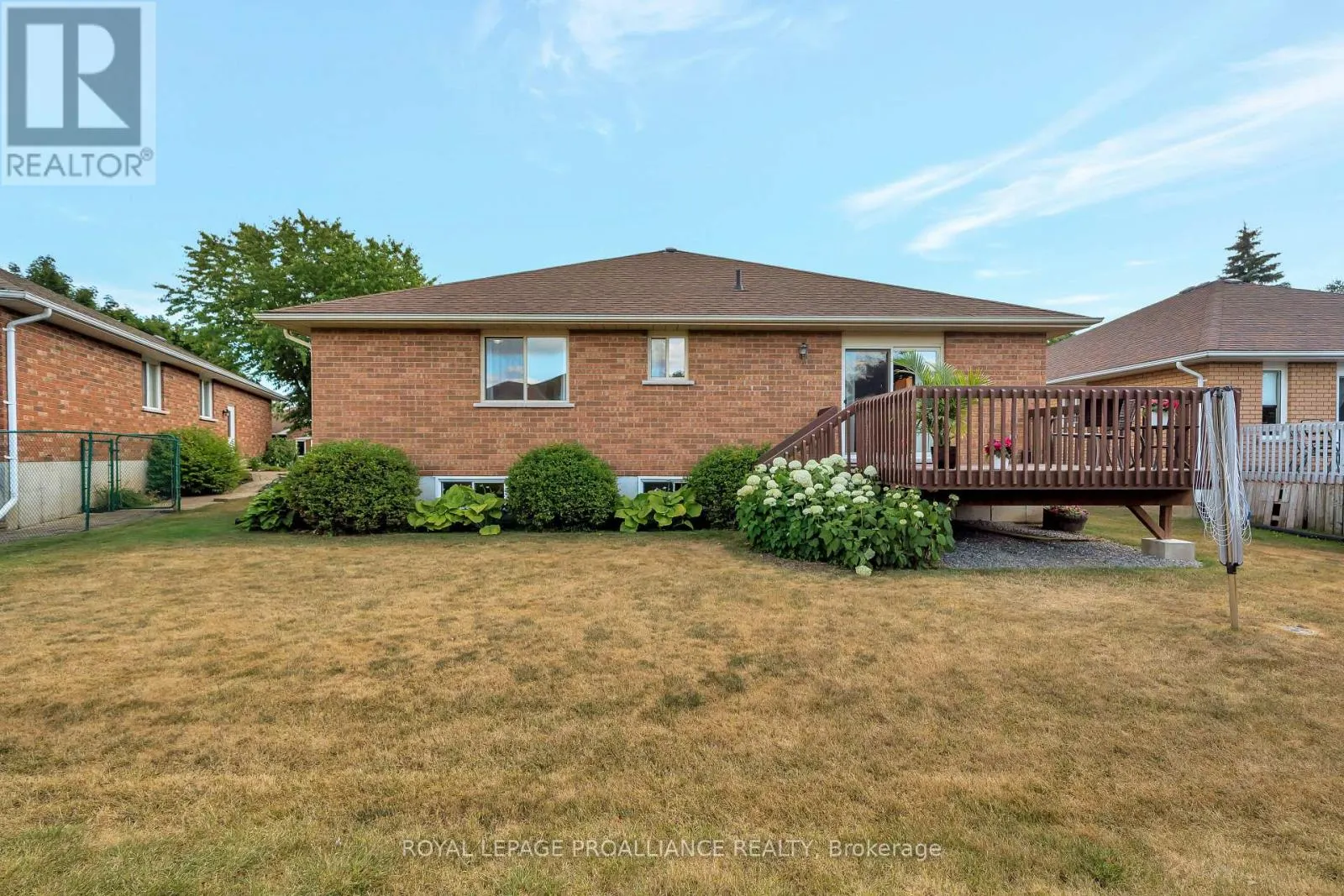 36 OAK RIDGE BOULEVARD