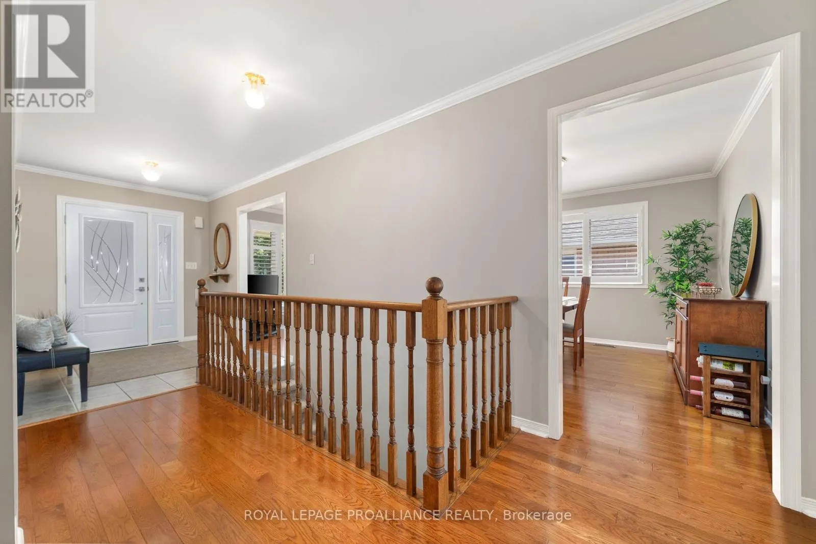 36 OAK RIDGE BOULEVARD