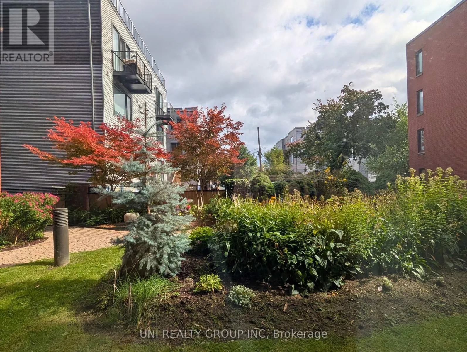 109 - 959 NORTH RIVER ROAD