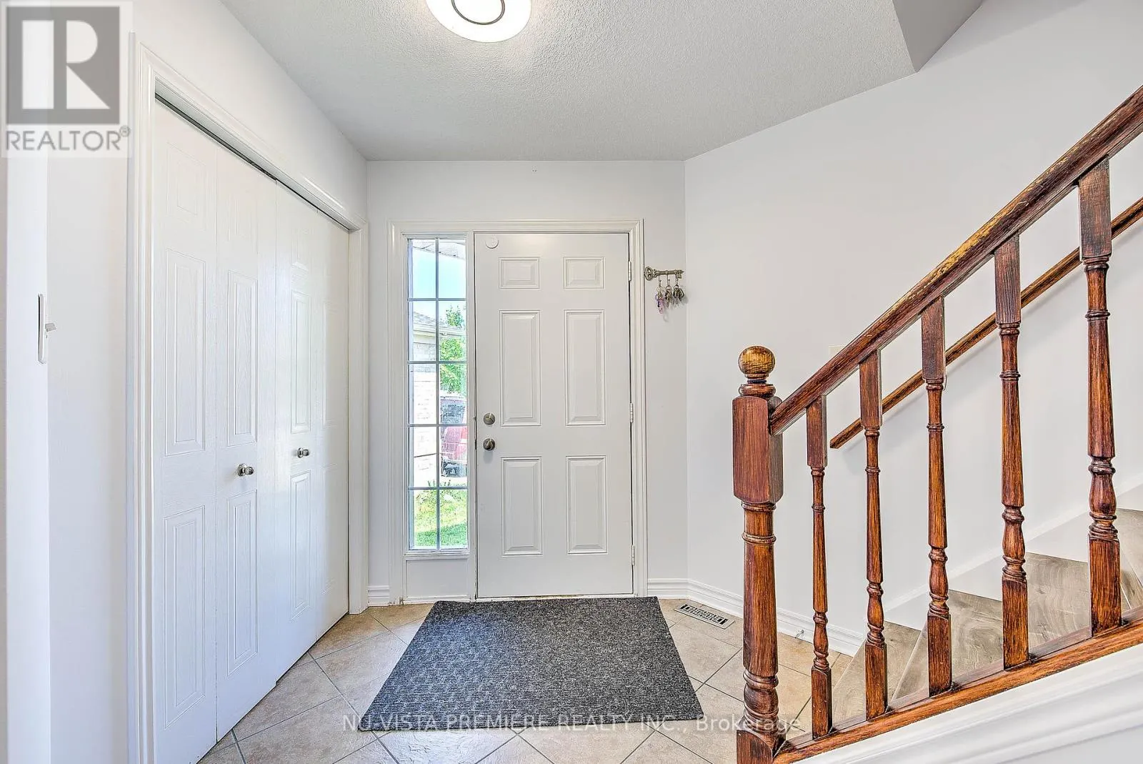 1046 CROSSCREEK CRESCENT