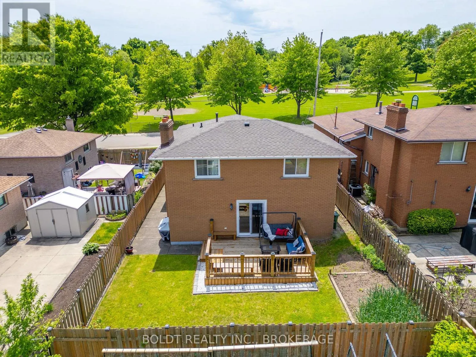 124 QUAKER CRESCENT