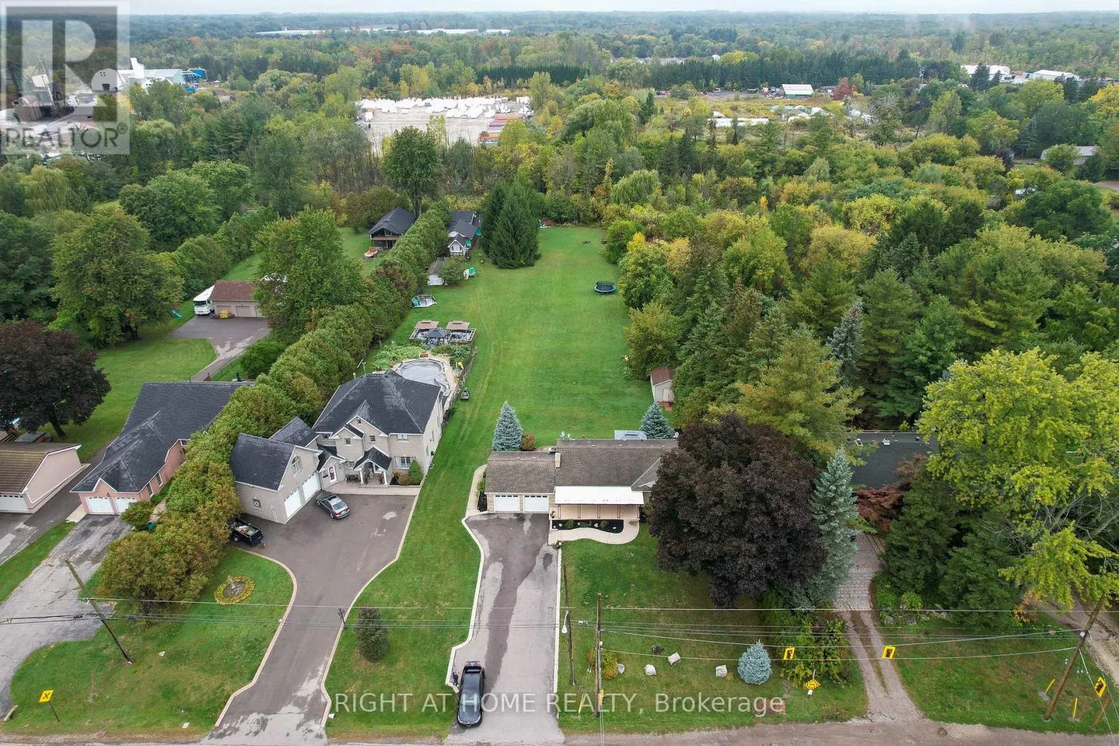 435 PARKSIDE DRIVE