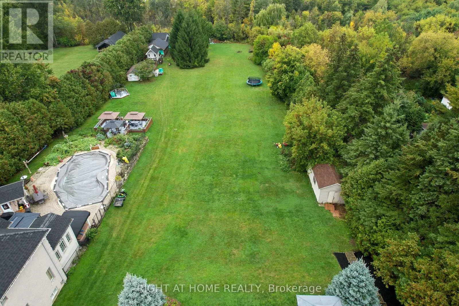 435 PARKSIDE DRIVE