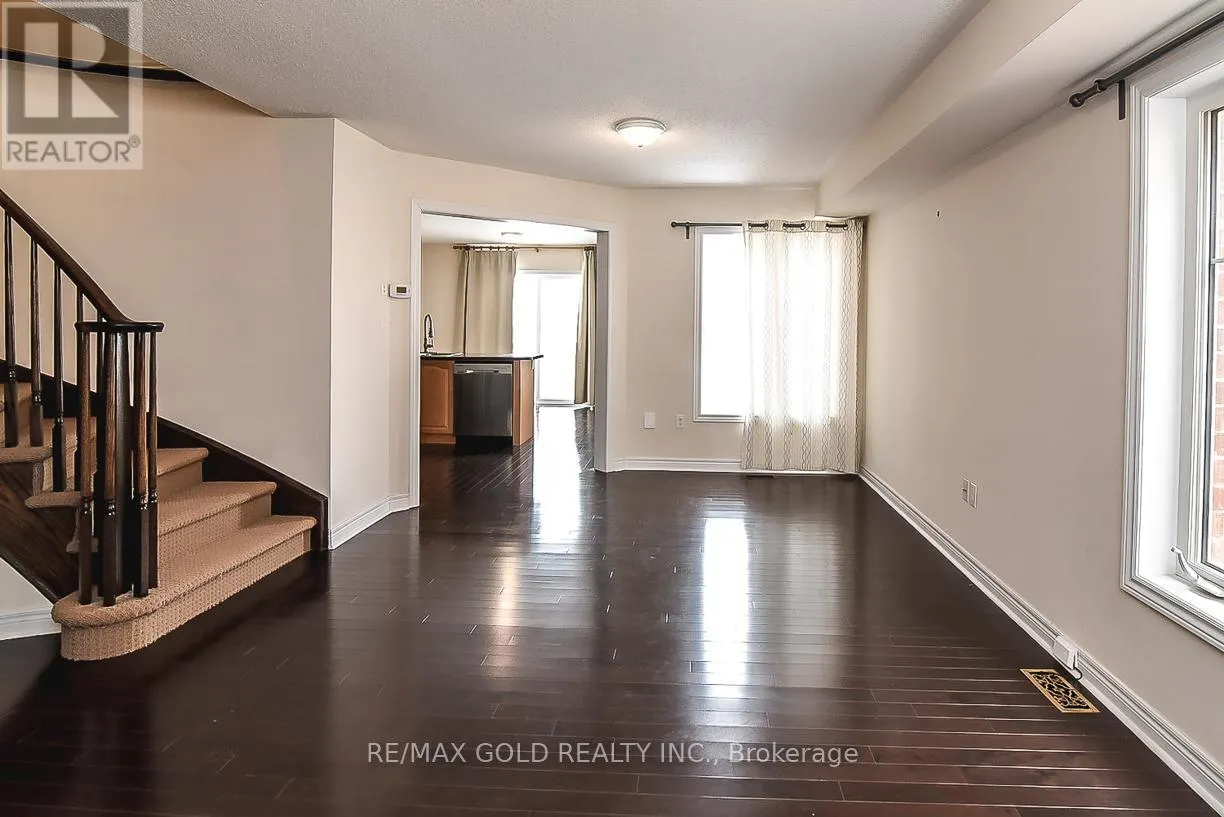 6 KEITH CRESCENT