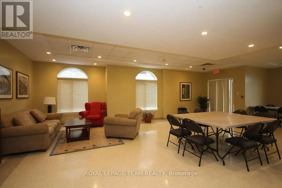 8F - 310 CENTRAL PARK DRIVE