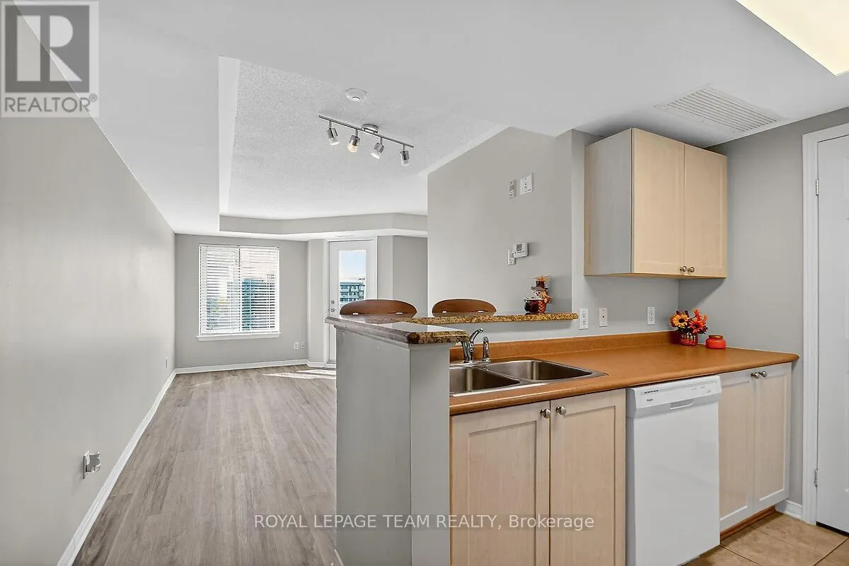 8F - 310 CENTRAL PARK DRIVE