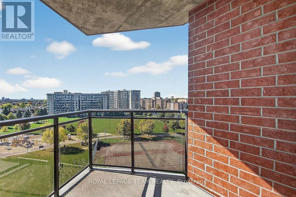8F - 310 CENTRAL PARK DRIVE
