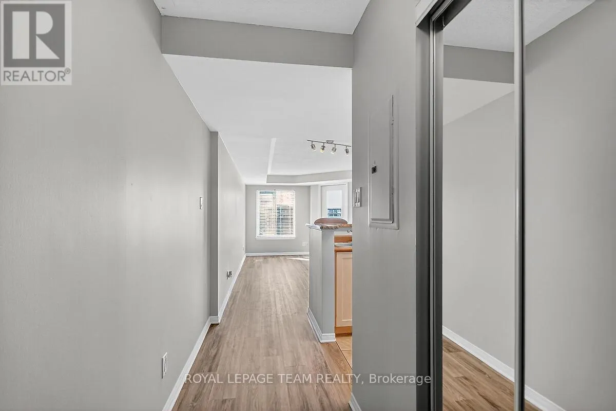 8F - 310 CENTRAL PARK DRIVE