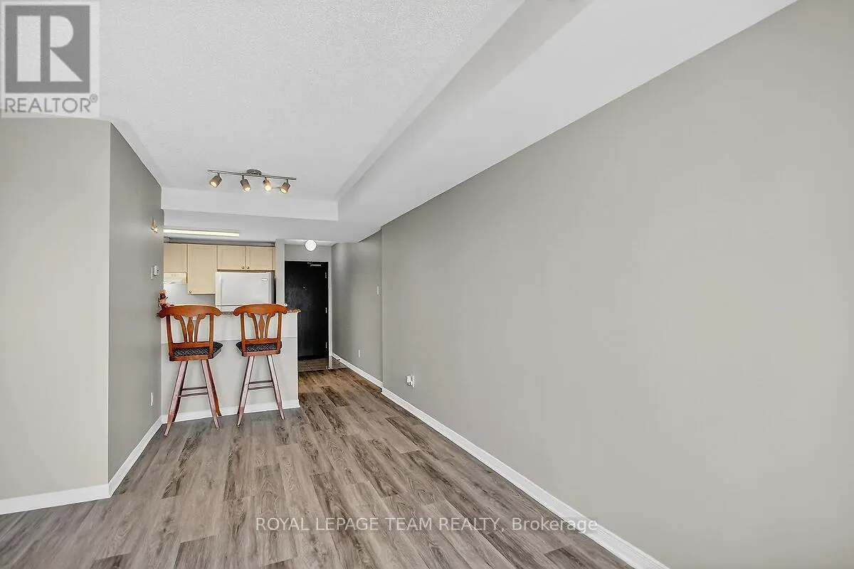 8F - 310 CENTRAL PARK DRIVE