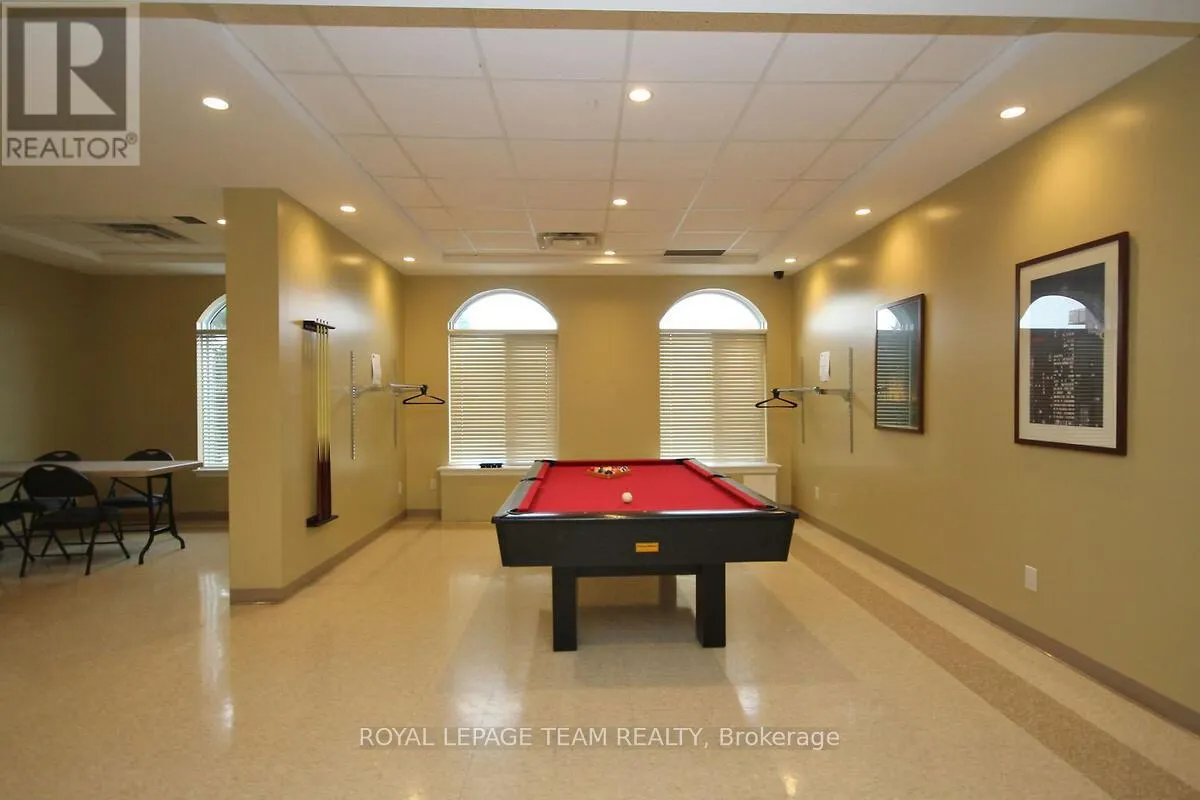 8F - 310 CENTRAL PARK DRIVE