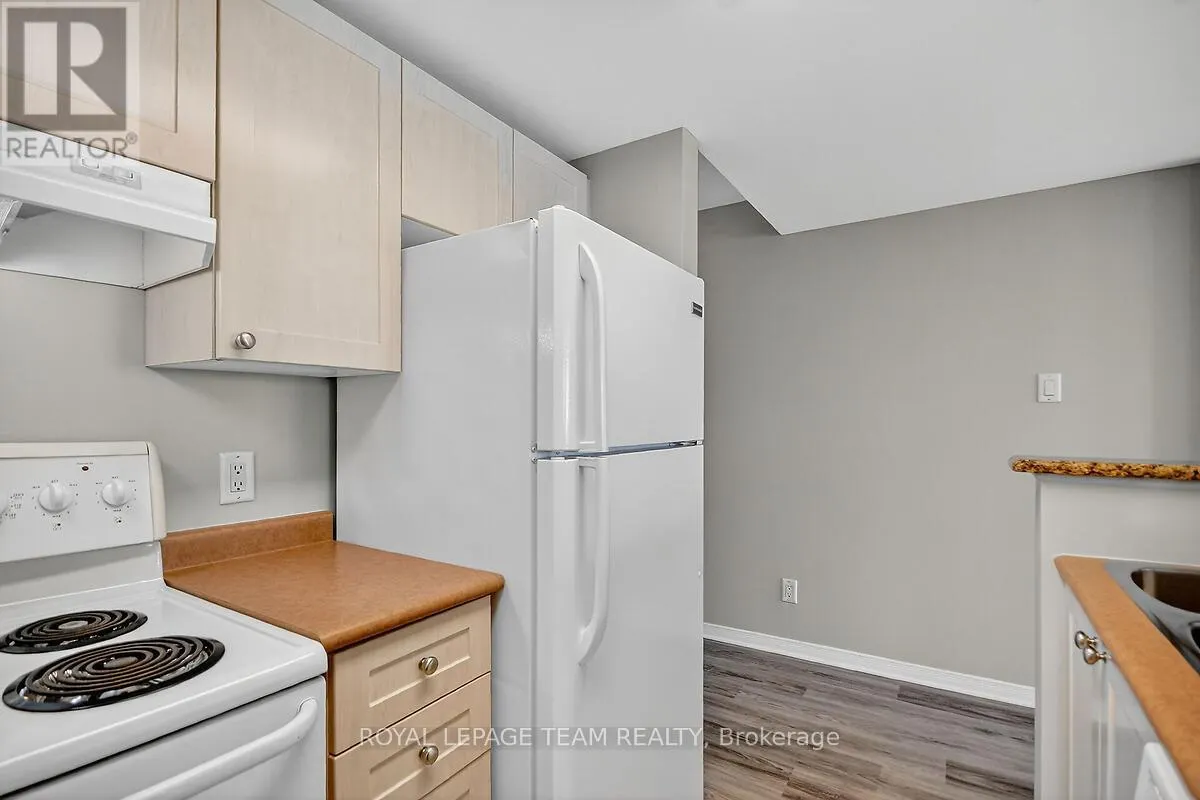 8F - 310 CENTRAL PARK DRIVE