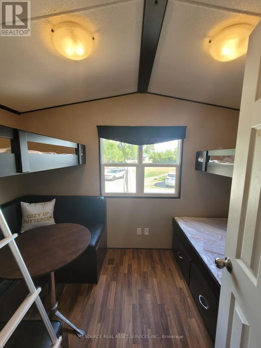 LVD04 - 171 WOODLAND ESTATES ROAD