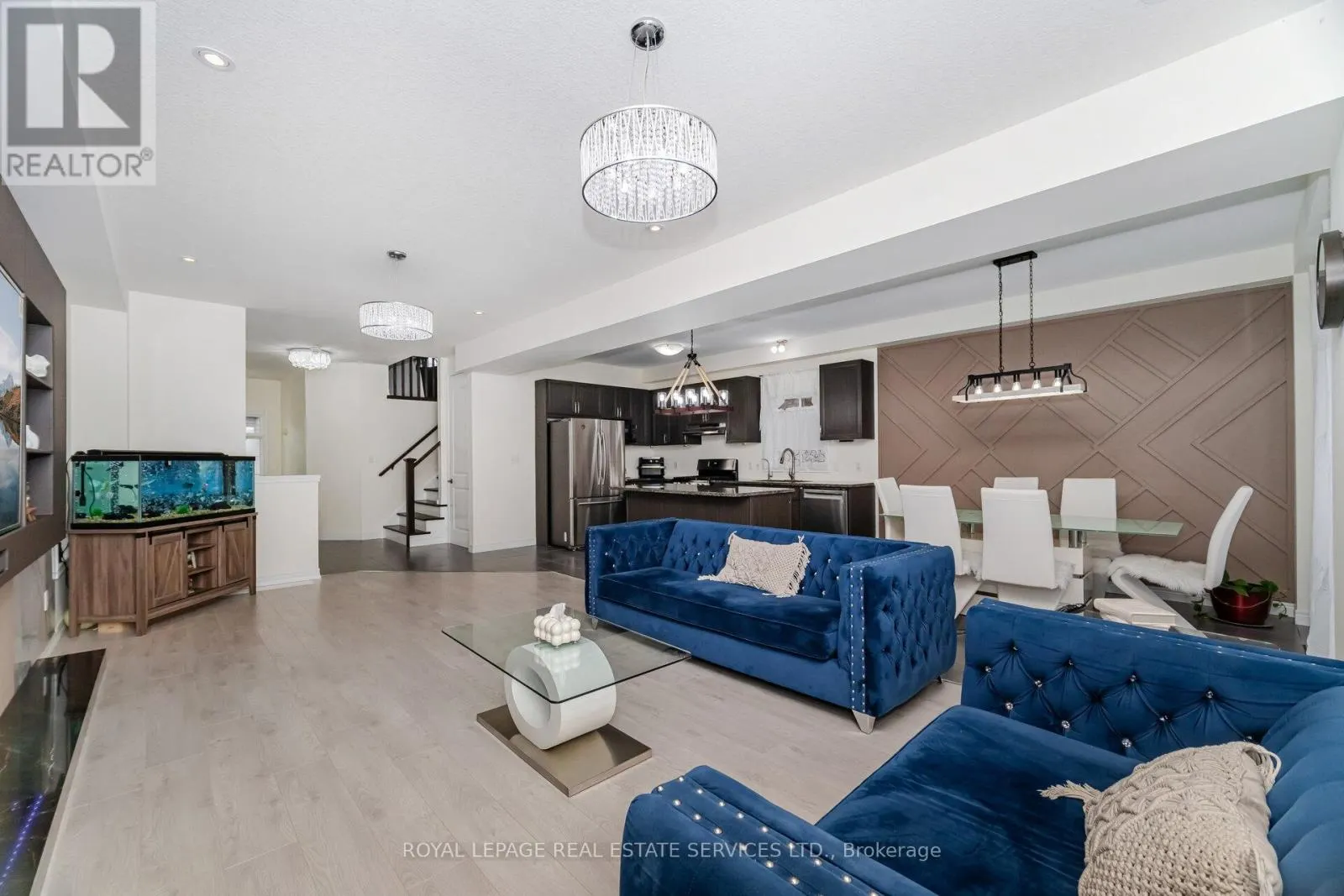 80 SPARROW AVENUE