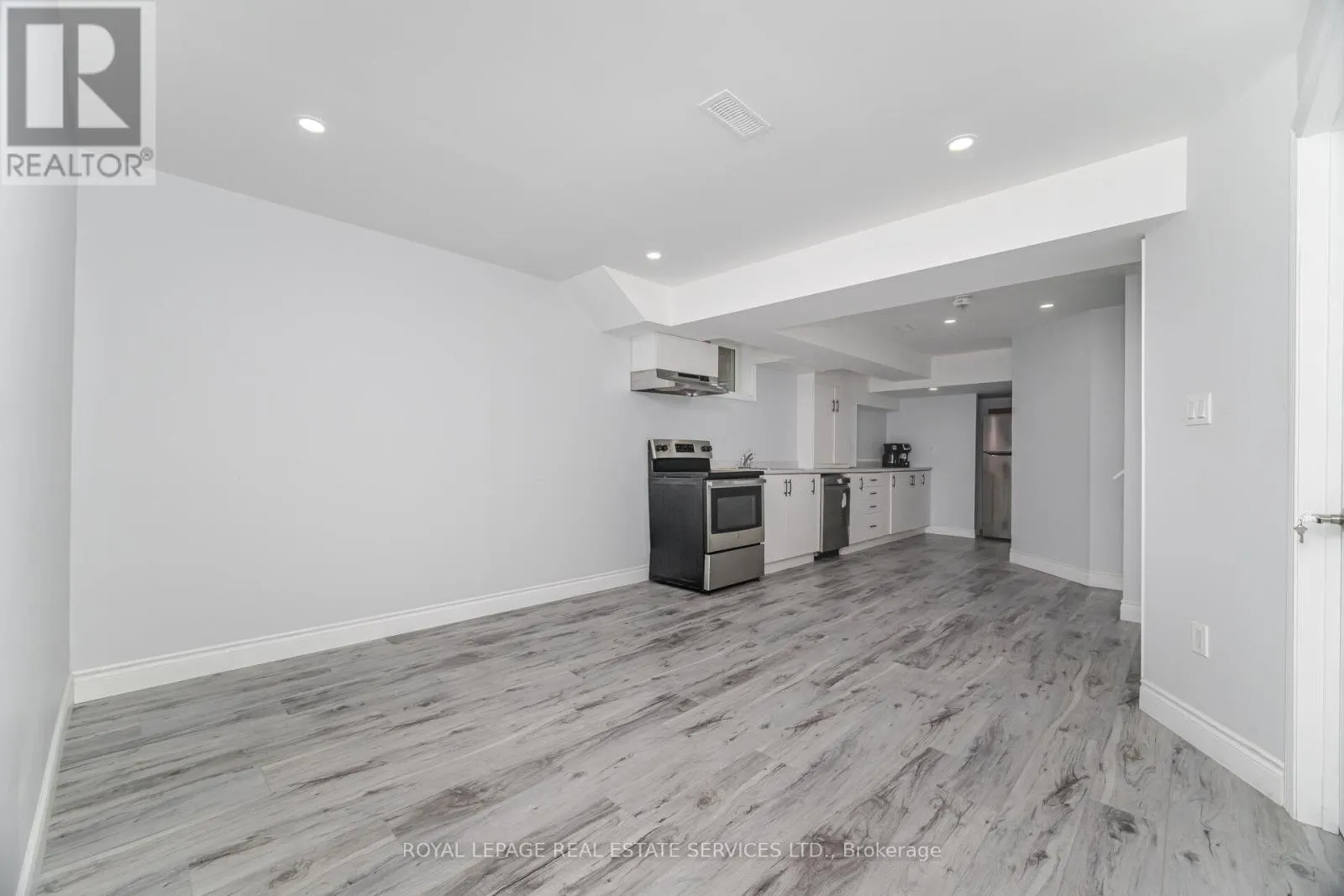 80 SPARROW AVENUE