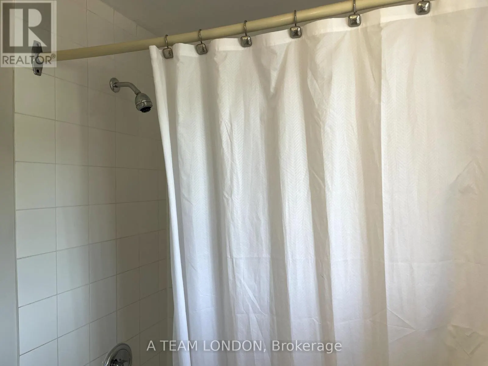 44 - 355 SANDRINGHAM CRESCENT, #44
