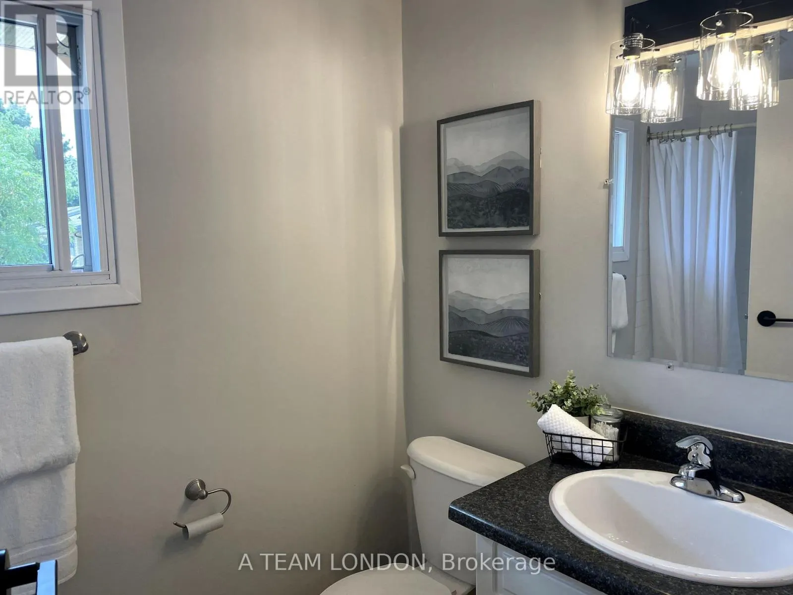 44 - 355 SANDRINGHAM CRESCENT, #44