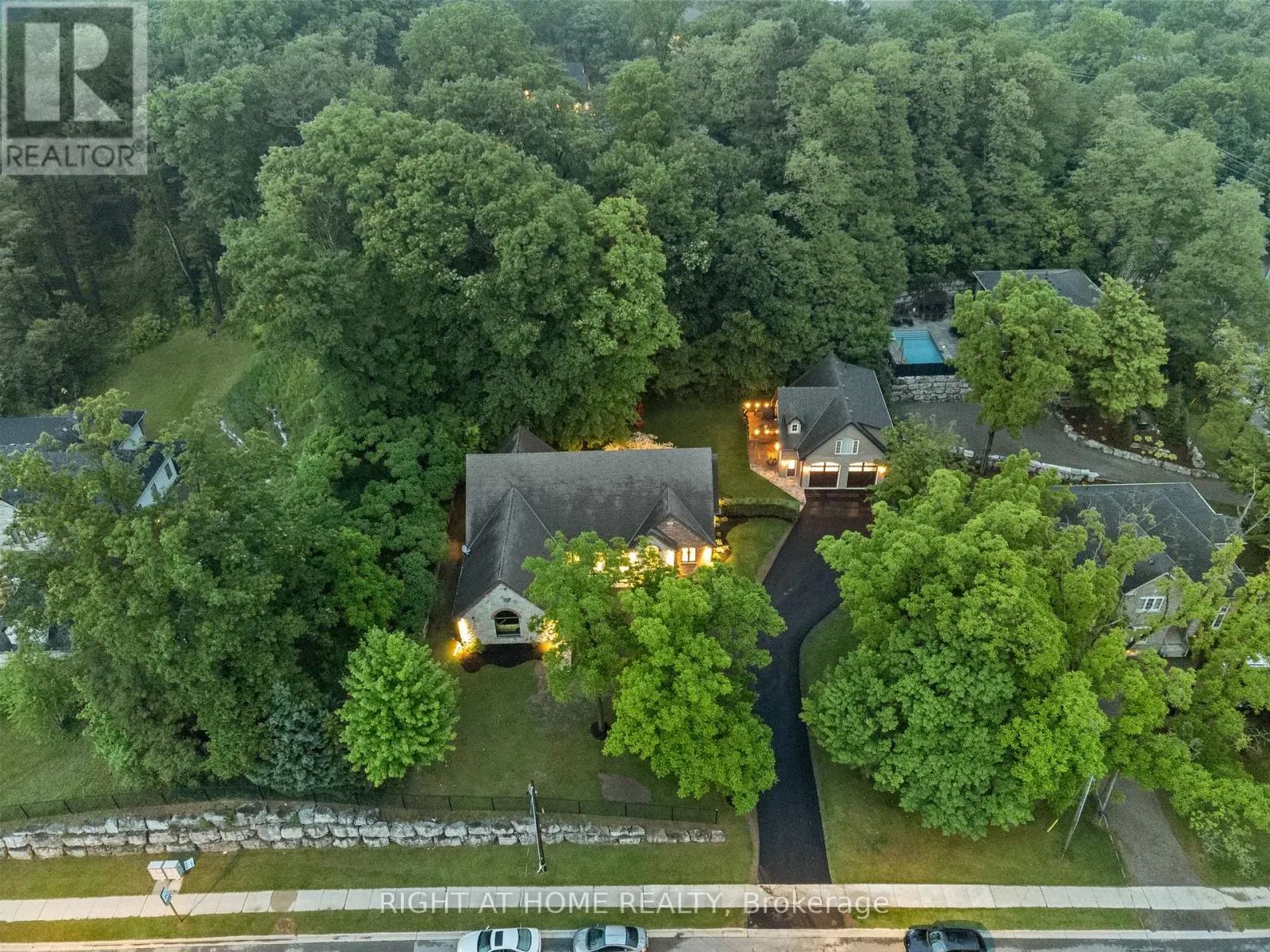515 HAMILTON DRIVE