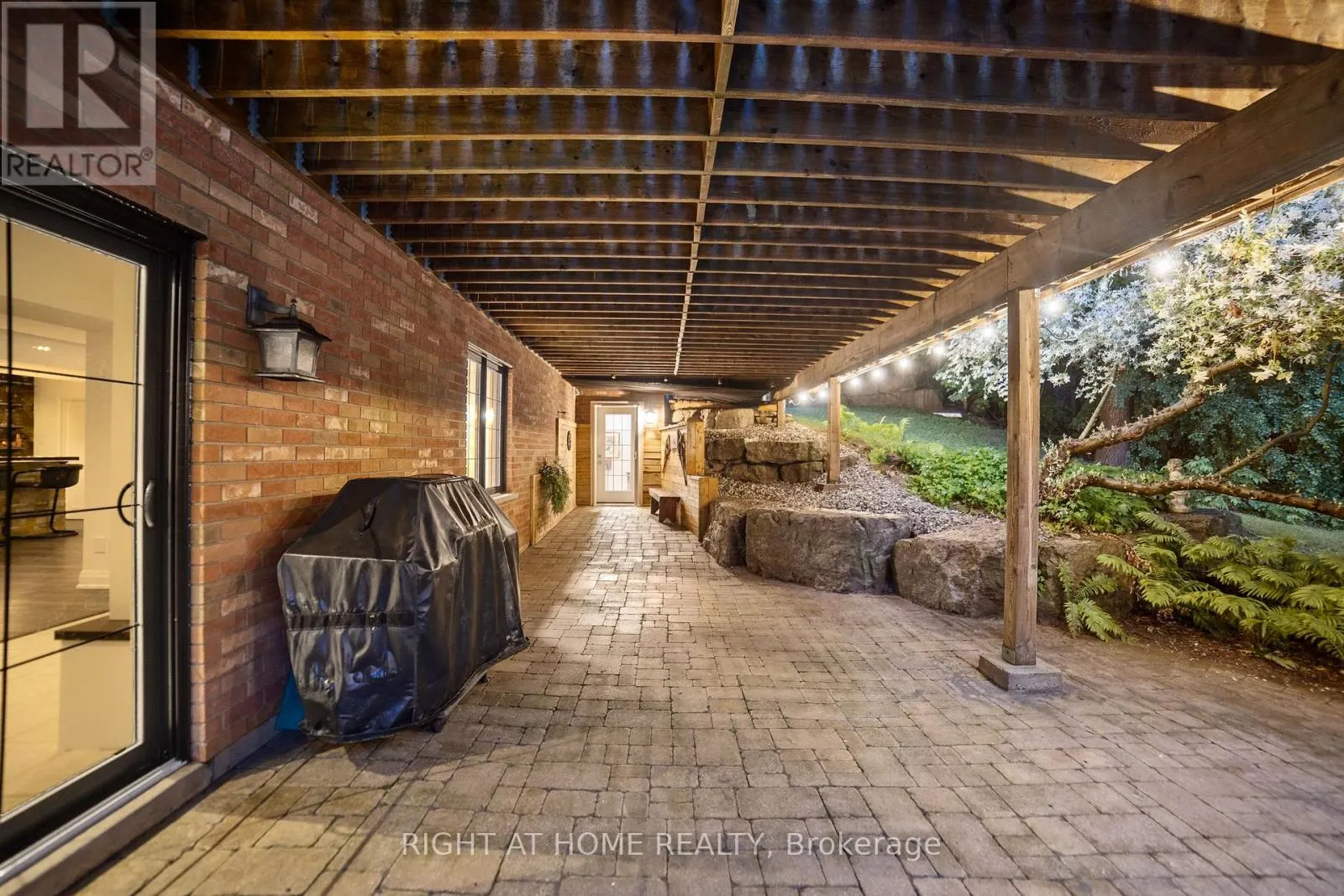 515 HAMILTON DRIVE