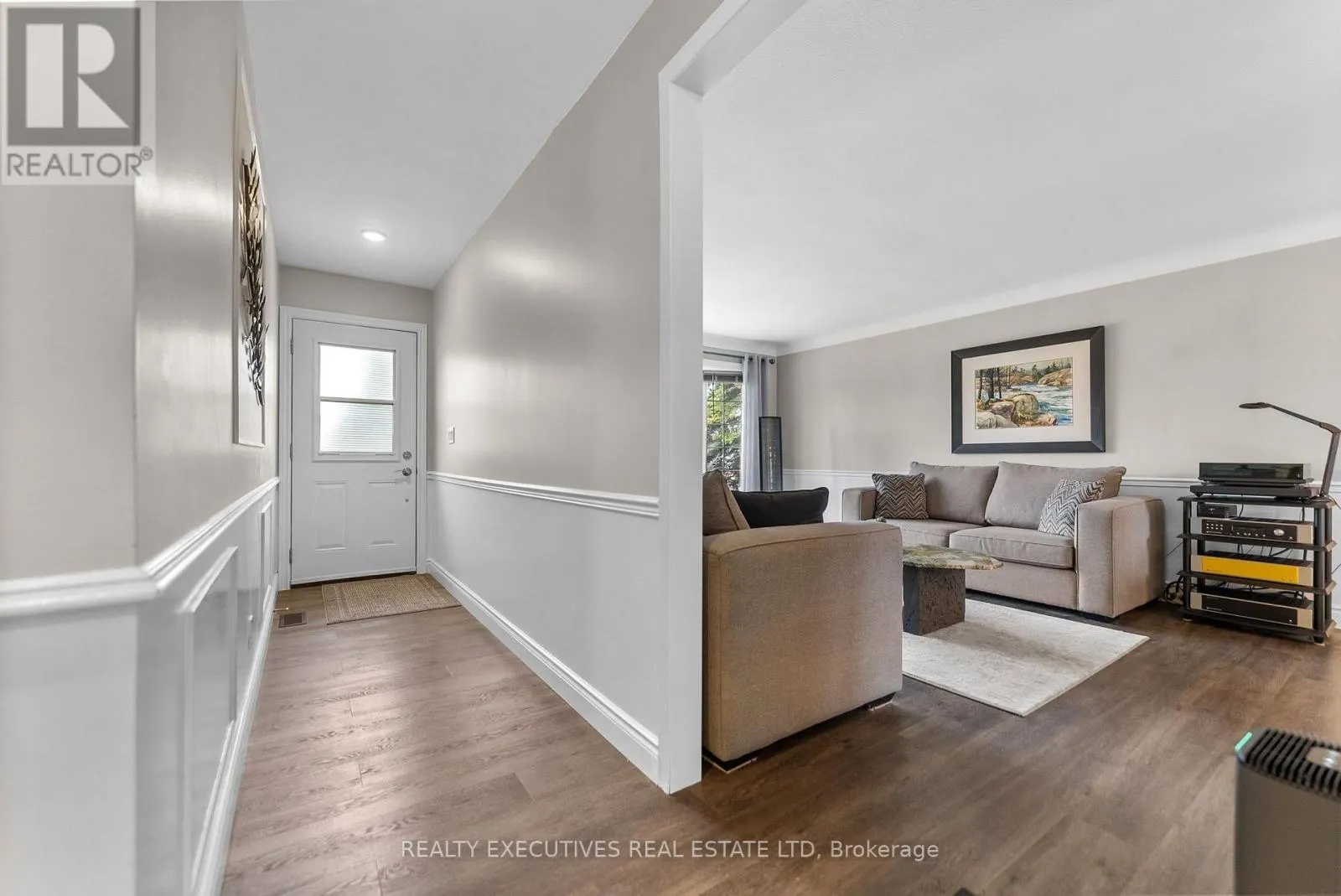 761 SUSSEX BOULEVARD