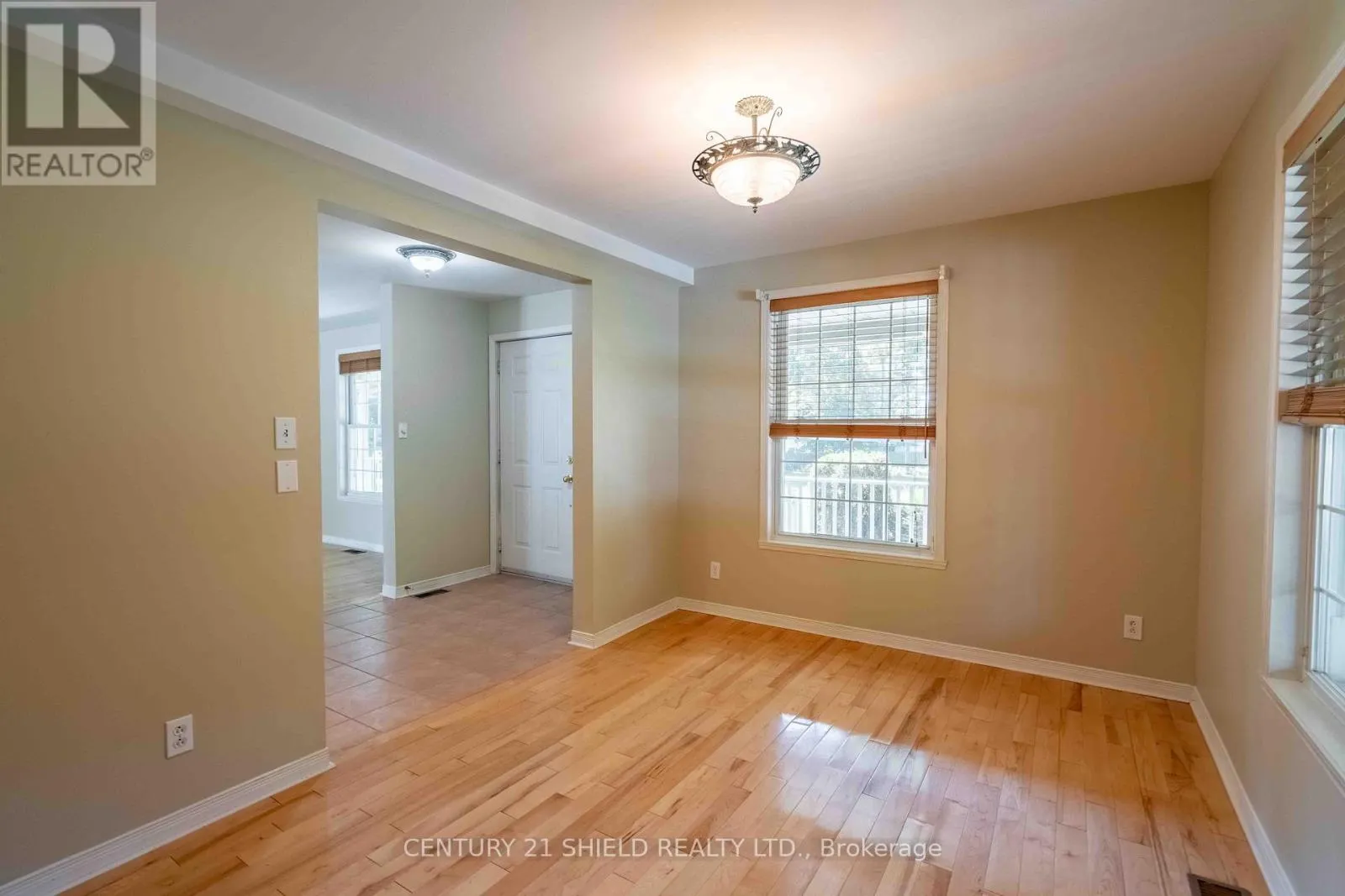 315 ELEVENTH STREET E