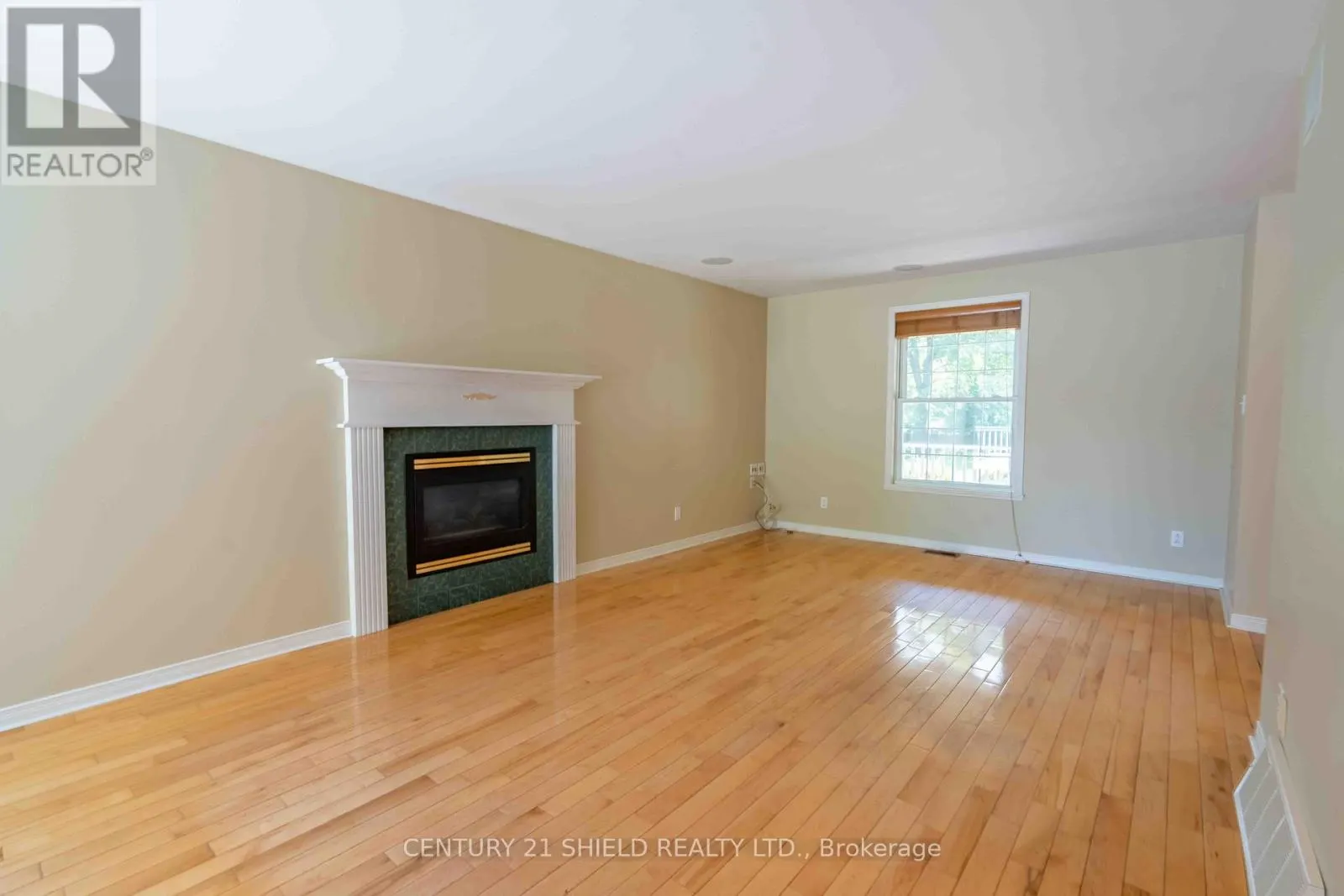 315 ELEVENTH STREET E