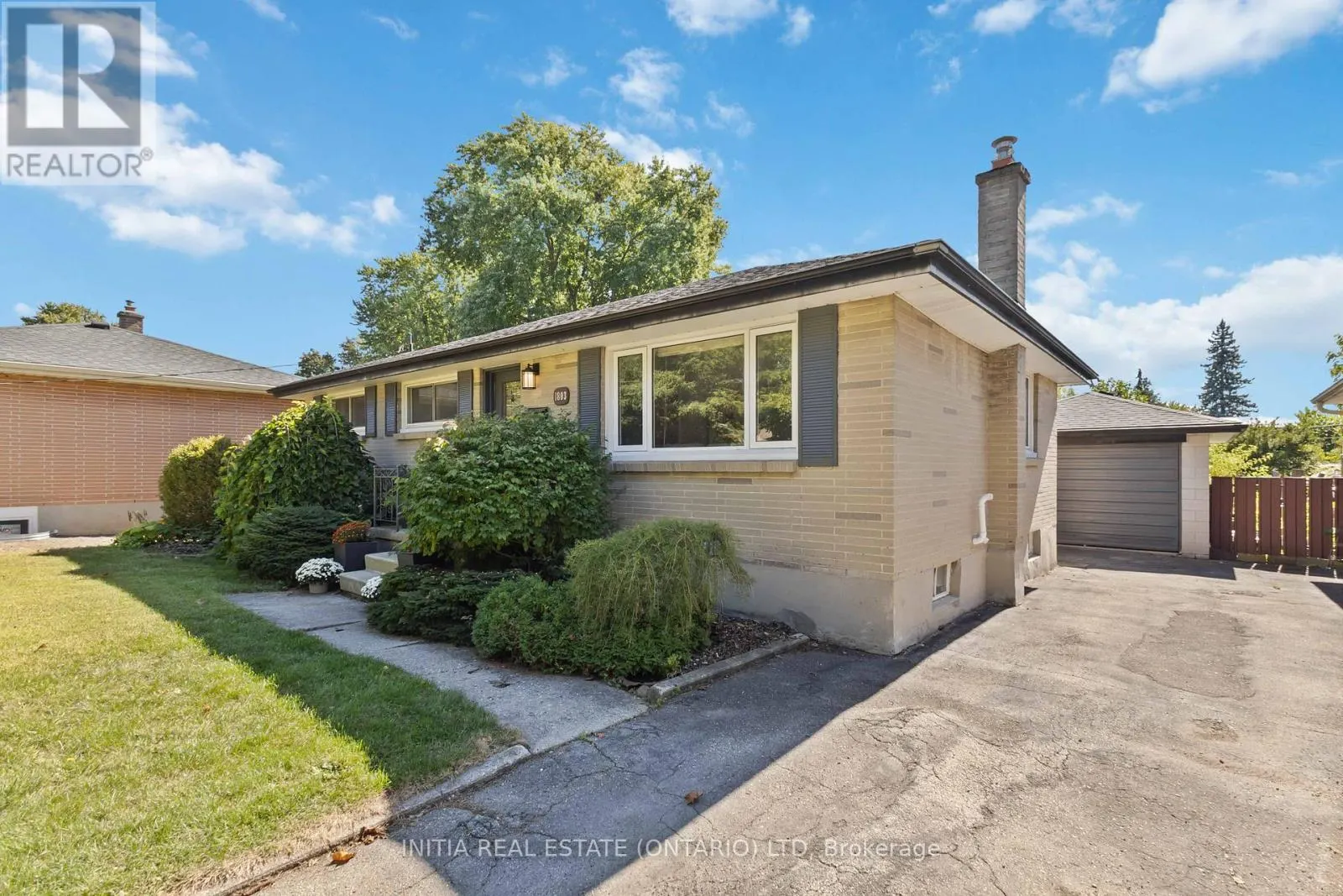 1803 WHITEHALL DRIVE