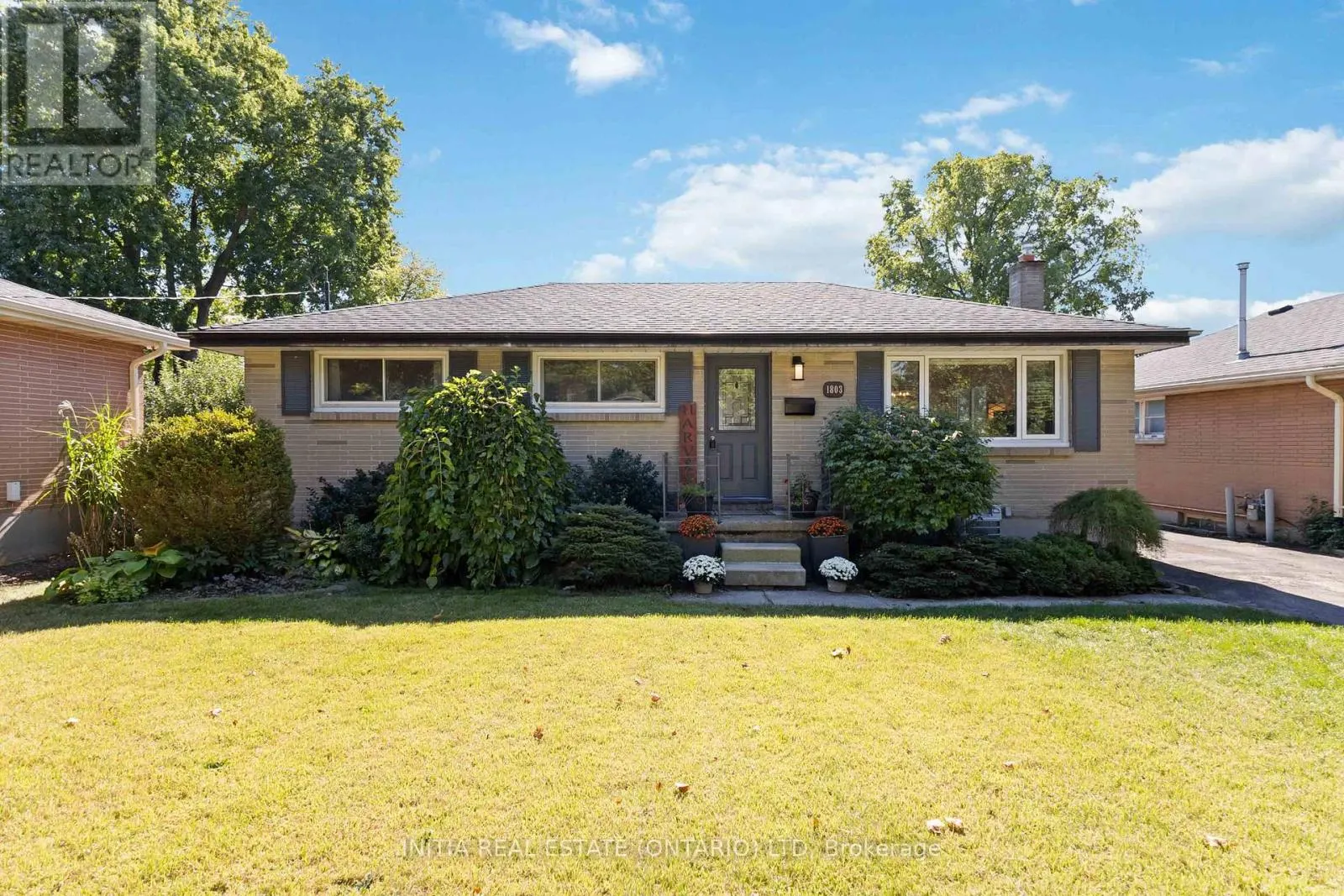 1803 WHITEHALL DRIVE