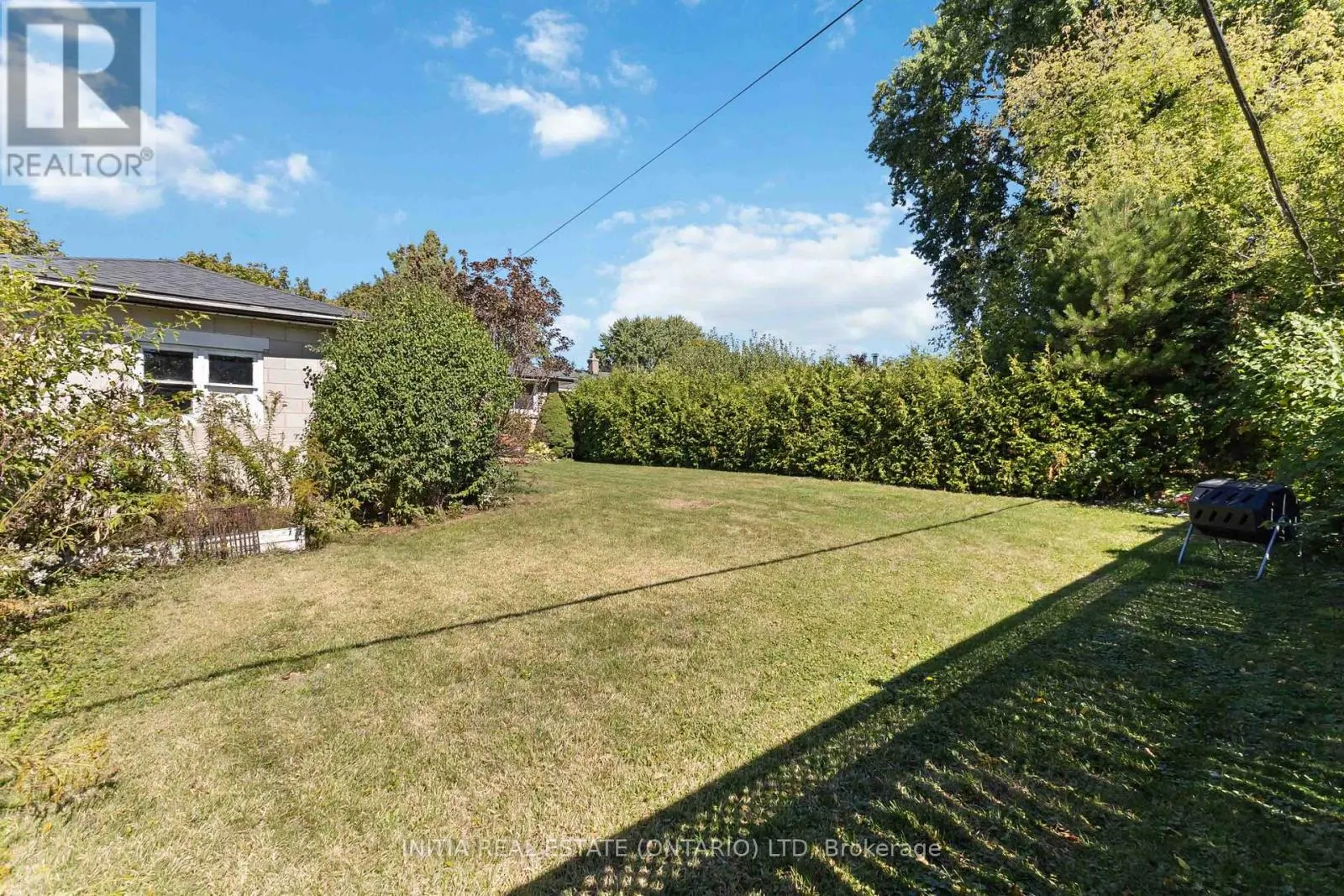 1803 WHITEHALL DRIVE