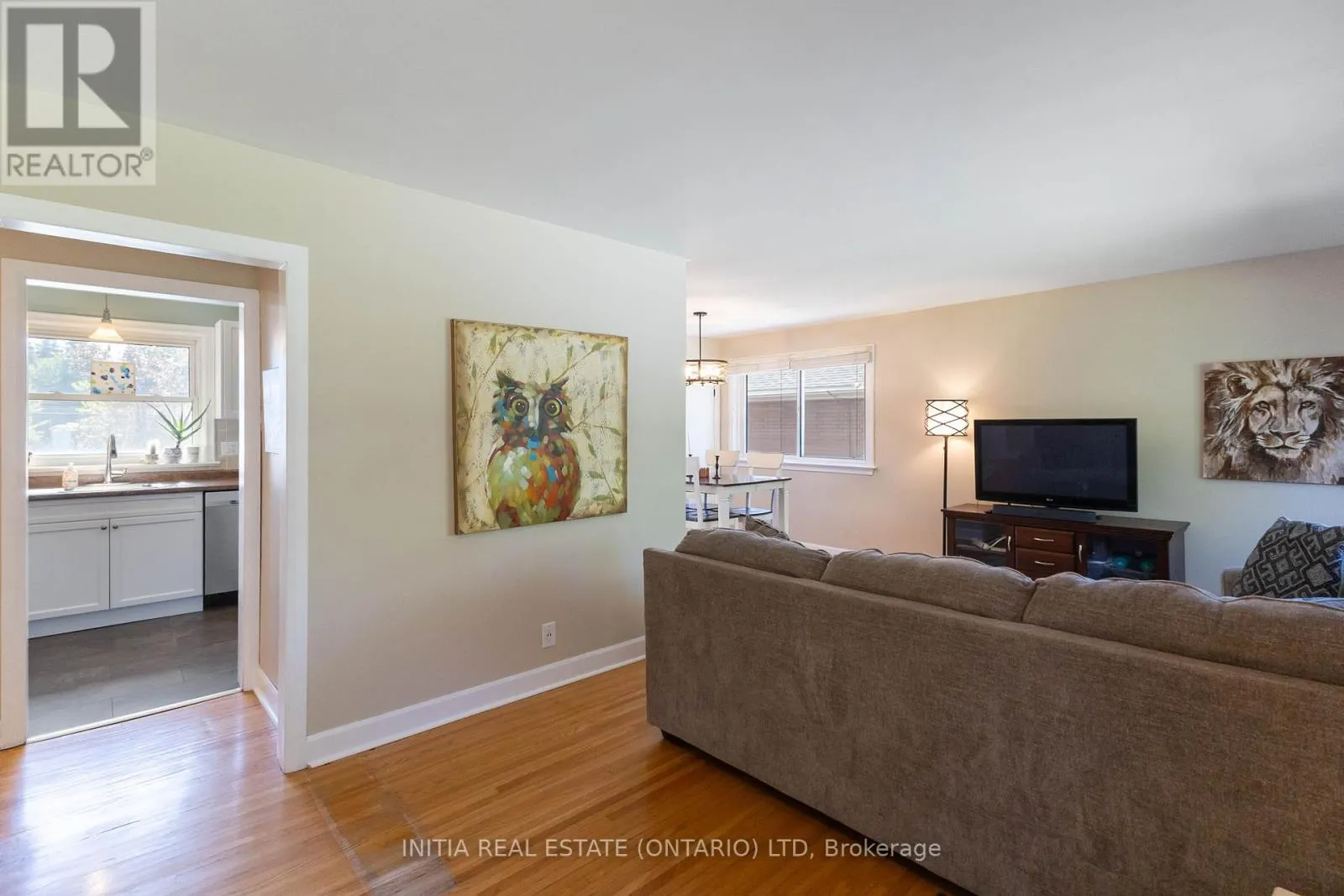 1803 WHITEHALL DRIVE