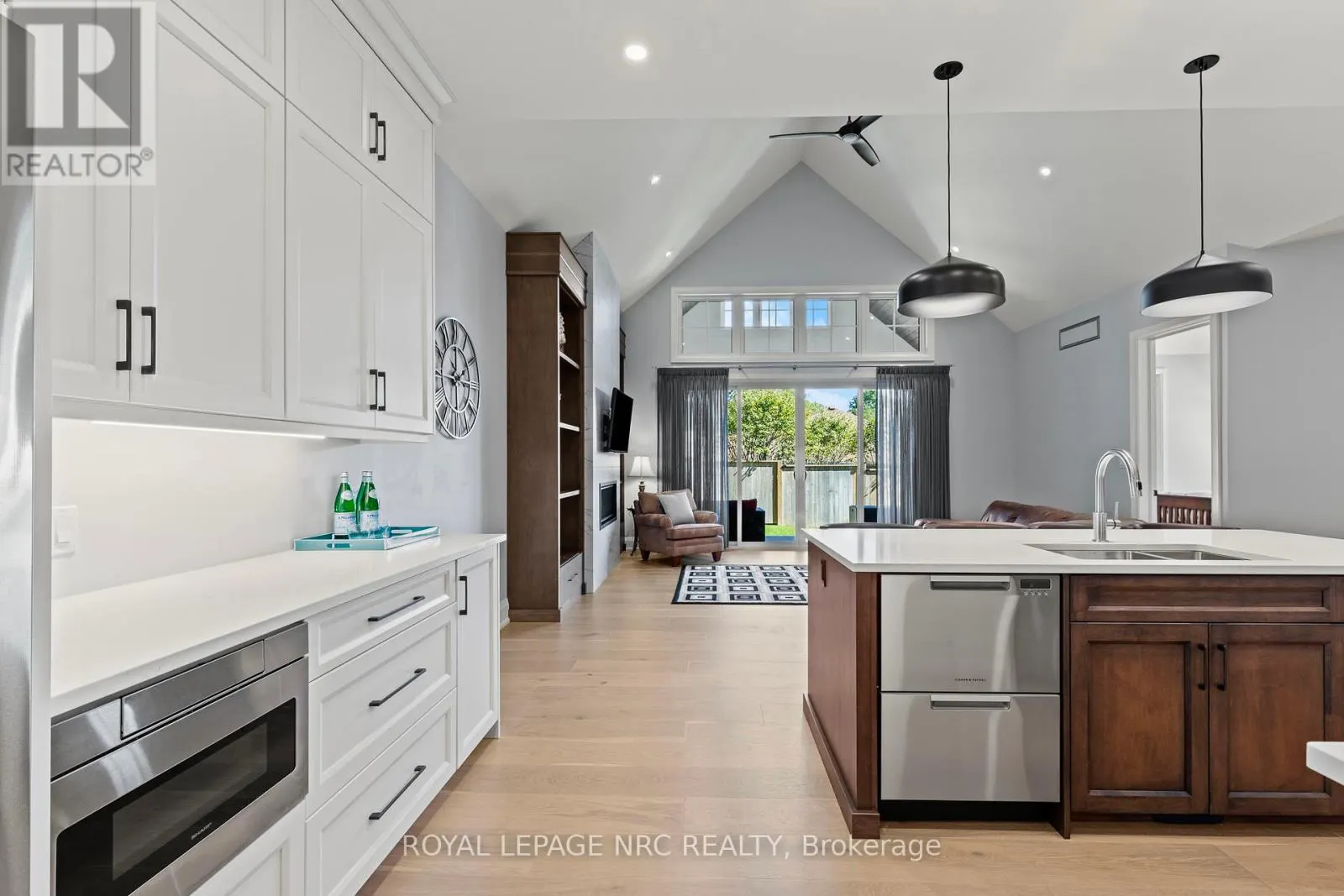 7 - 190 CANBORO ROAD, #7
