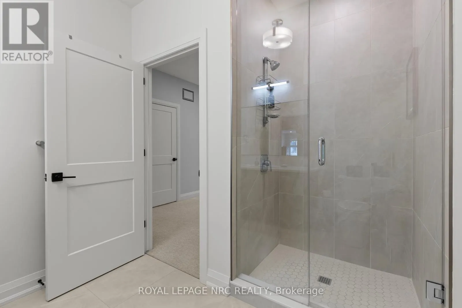 7 - 190 CANBORO ROAD, #7