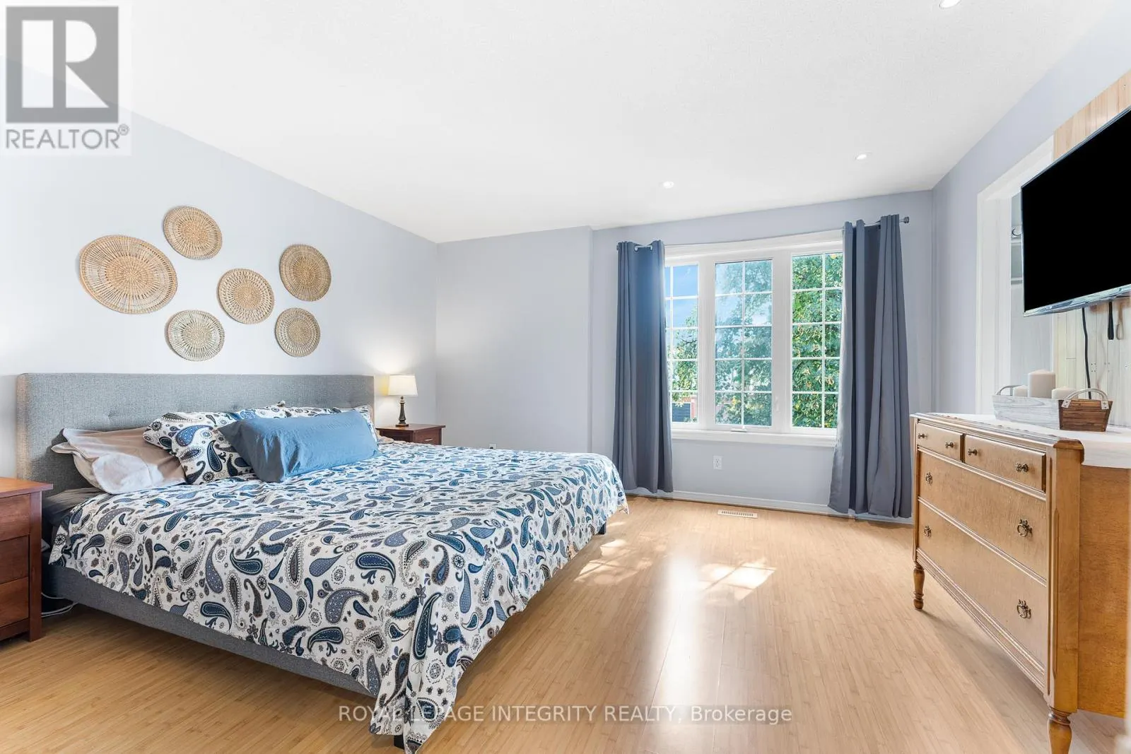 5 BANCHORY CRESCENT