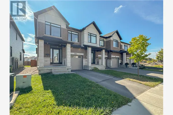 889 SOLARIUM AVENUE