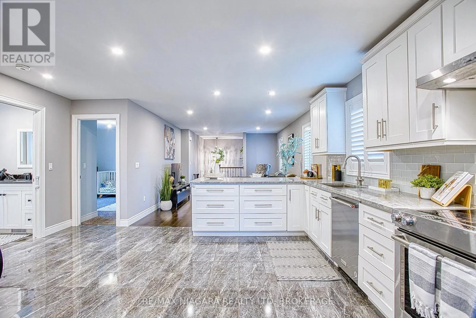 43 SAUER AVENUE