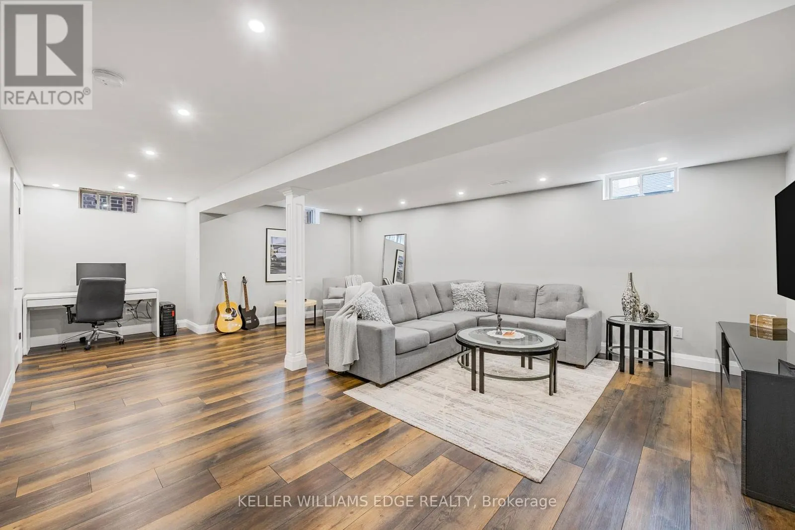 209 ECHOVALLEY DRIVE