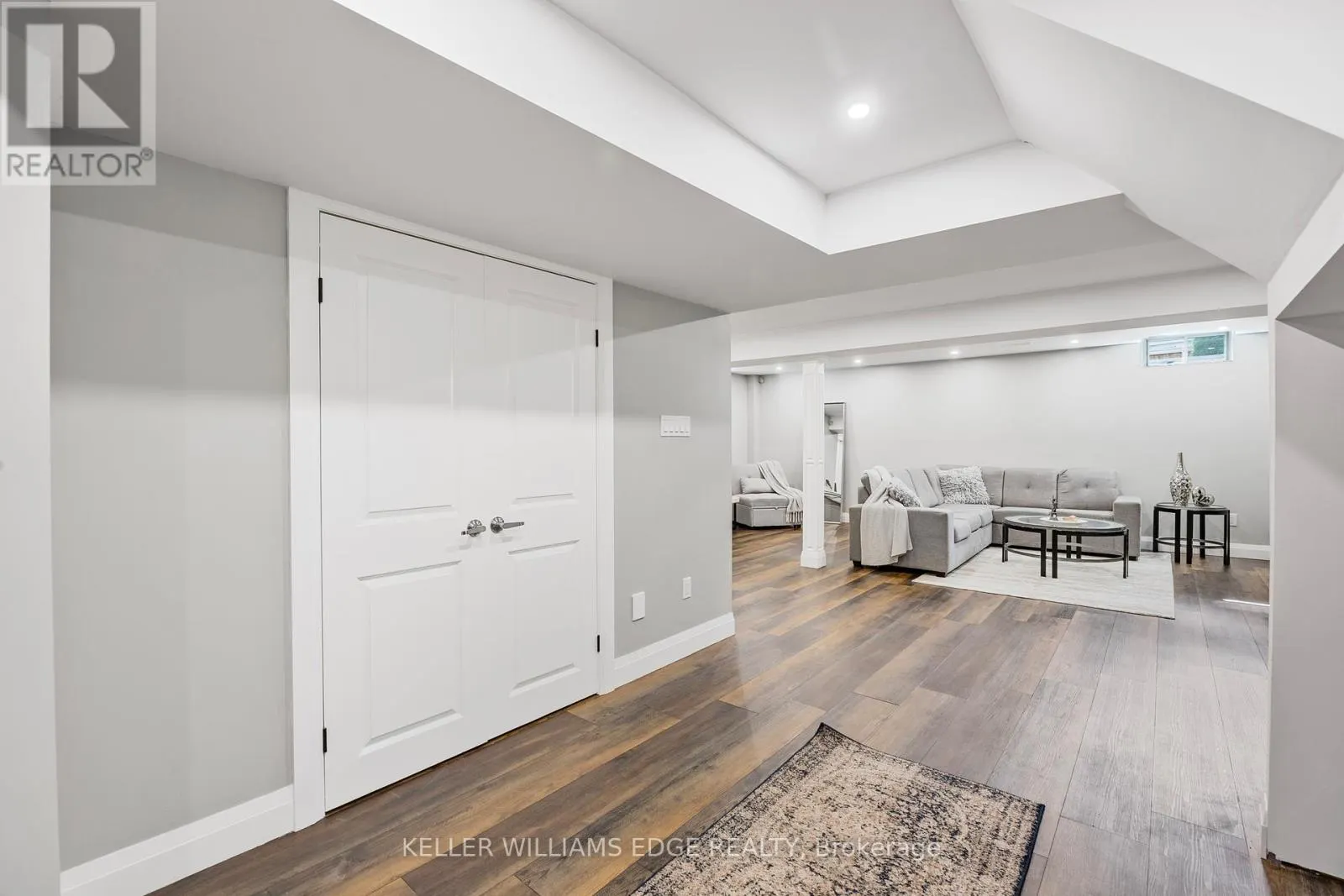 209 ECHOVALLEY DRIVE