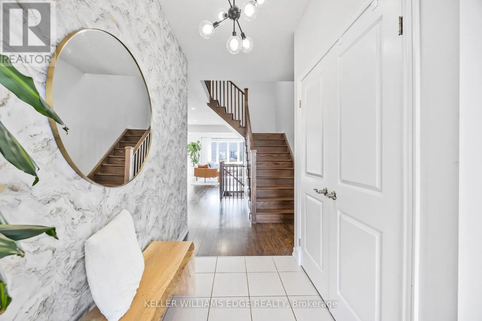 209 ECHOVALLEY DRIVE