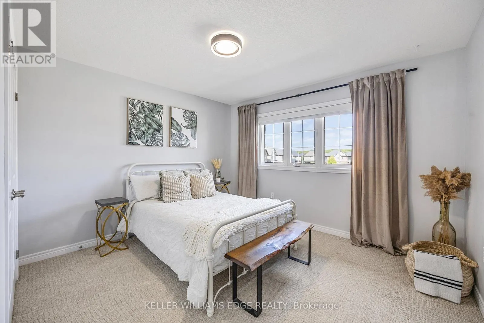 209 ECHOVALLEY DRIVE