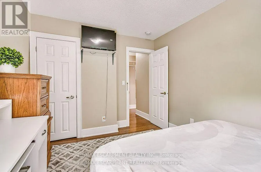 14 - 25 MOUNTWOOD DRIVE