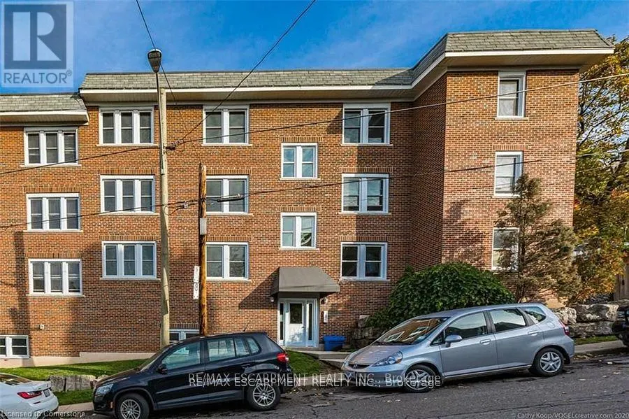 14 - 25 MOUNTWOOD DRIVE