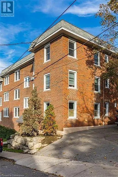 14 - 25 MOUNTWOOD DRIVE