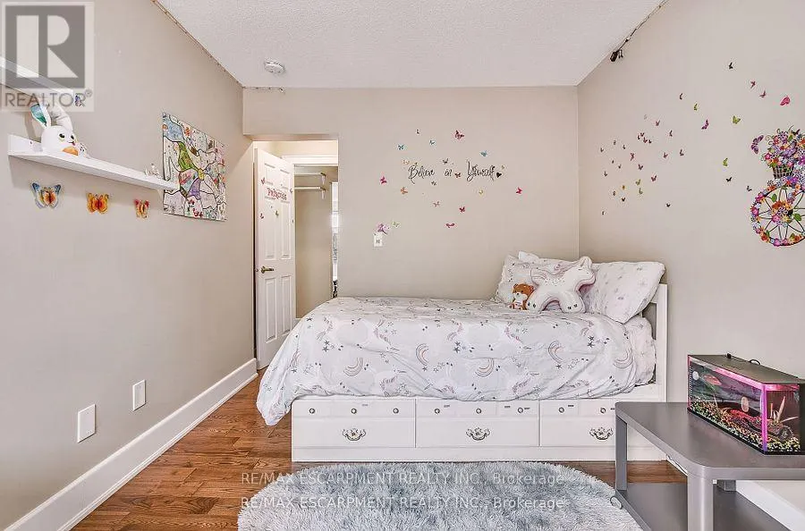 14 - 25 MOUNTWOOD DRIVE