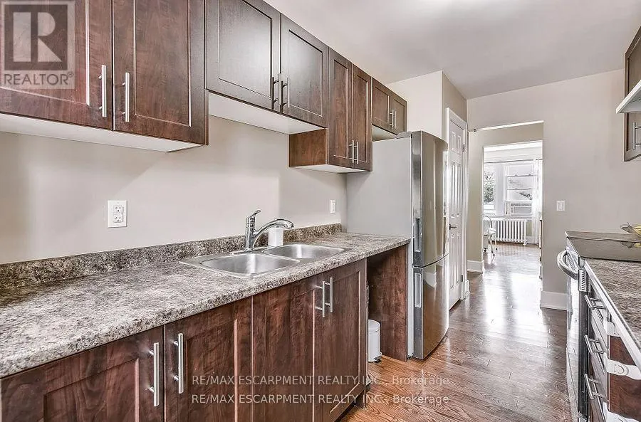 14 - 25 MOUNTWOOD DRIVE