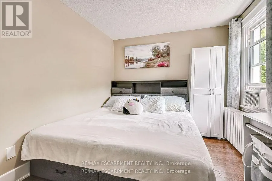 14 - 25 MOUNTWOOD DRIVE