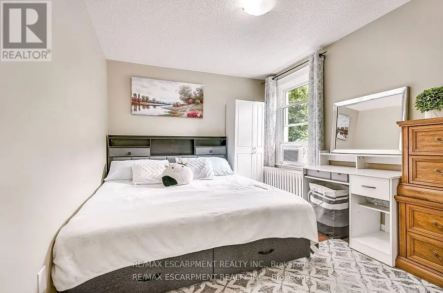 14 - 25 MOUNTWOOD DRIVE