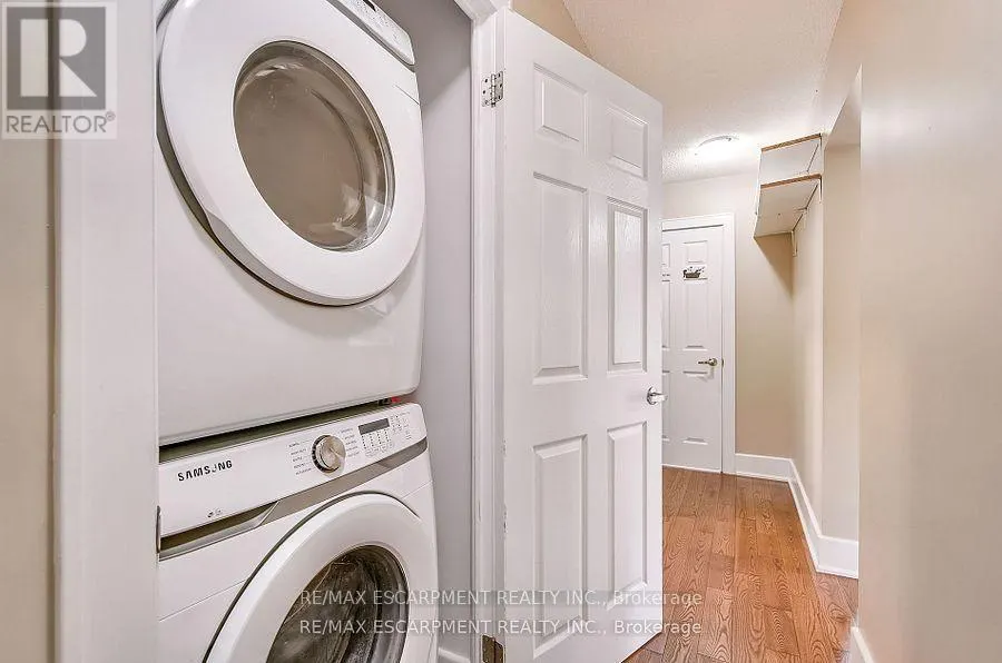 14 - 25 MOUNTWOOD DRIVE