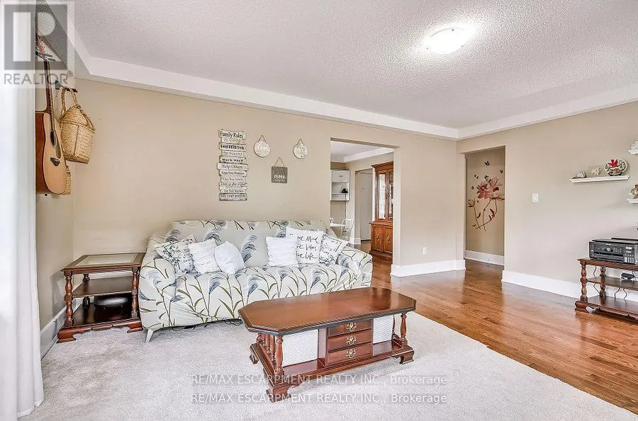 14 - 25 MOUNTWOOD DRIVE