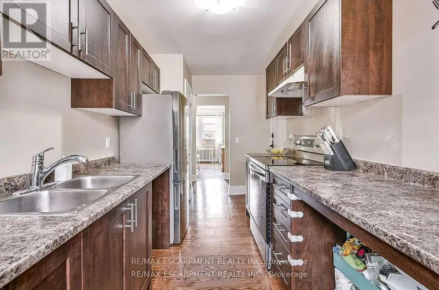14 - 25 MOUNTWOOD DRIVE
