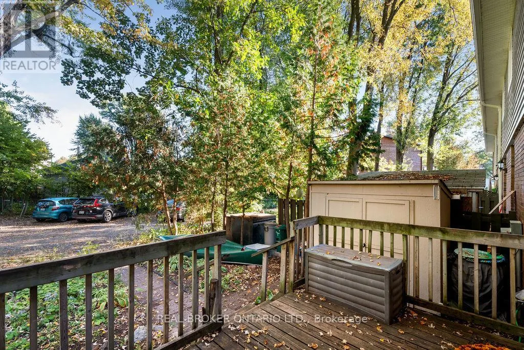3 - 20 KEMPSTER AVENUE
