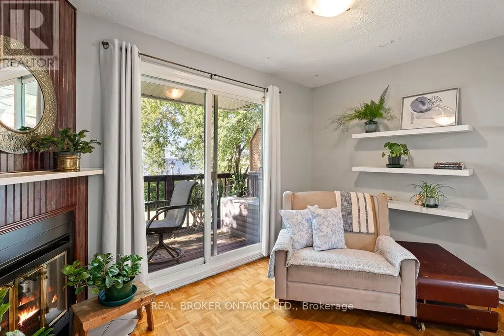 3 - 20 KEMPSTER AVENUE